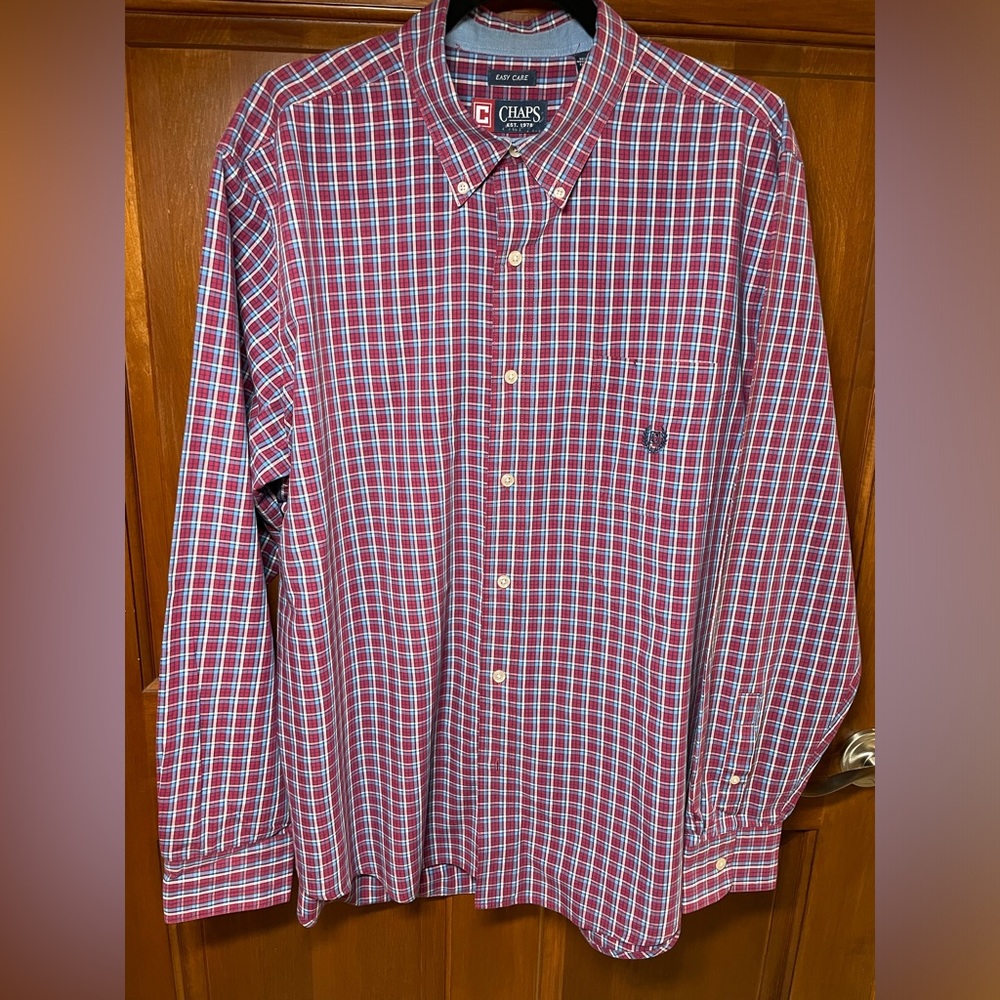 Chaps long sleeve button down shirt
